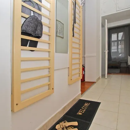 Apartment Amra